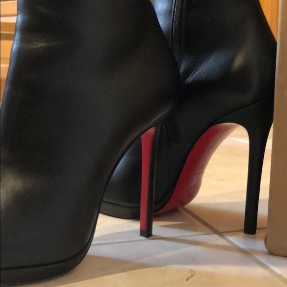 Christian Louboutin boots - Picture 2 of 5